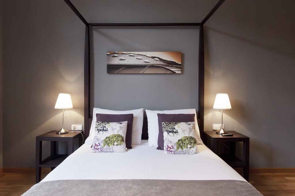 Short Stay Group Paseo De Gracia Serviced Apartments บาร์เซโลนา ภายนอก รูปภาพ