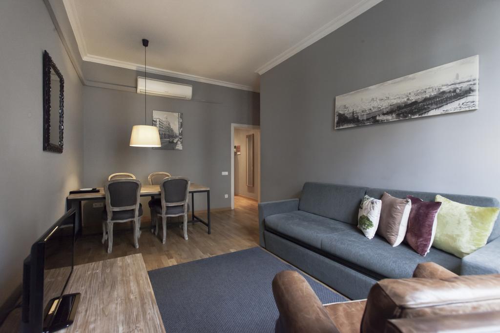 Short Stay Group Paseo De Gracia Serviced Apartments บาร์เซโลนา ภายนอก รูปภาพ