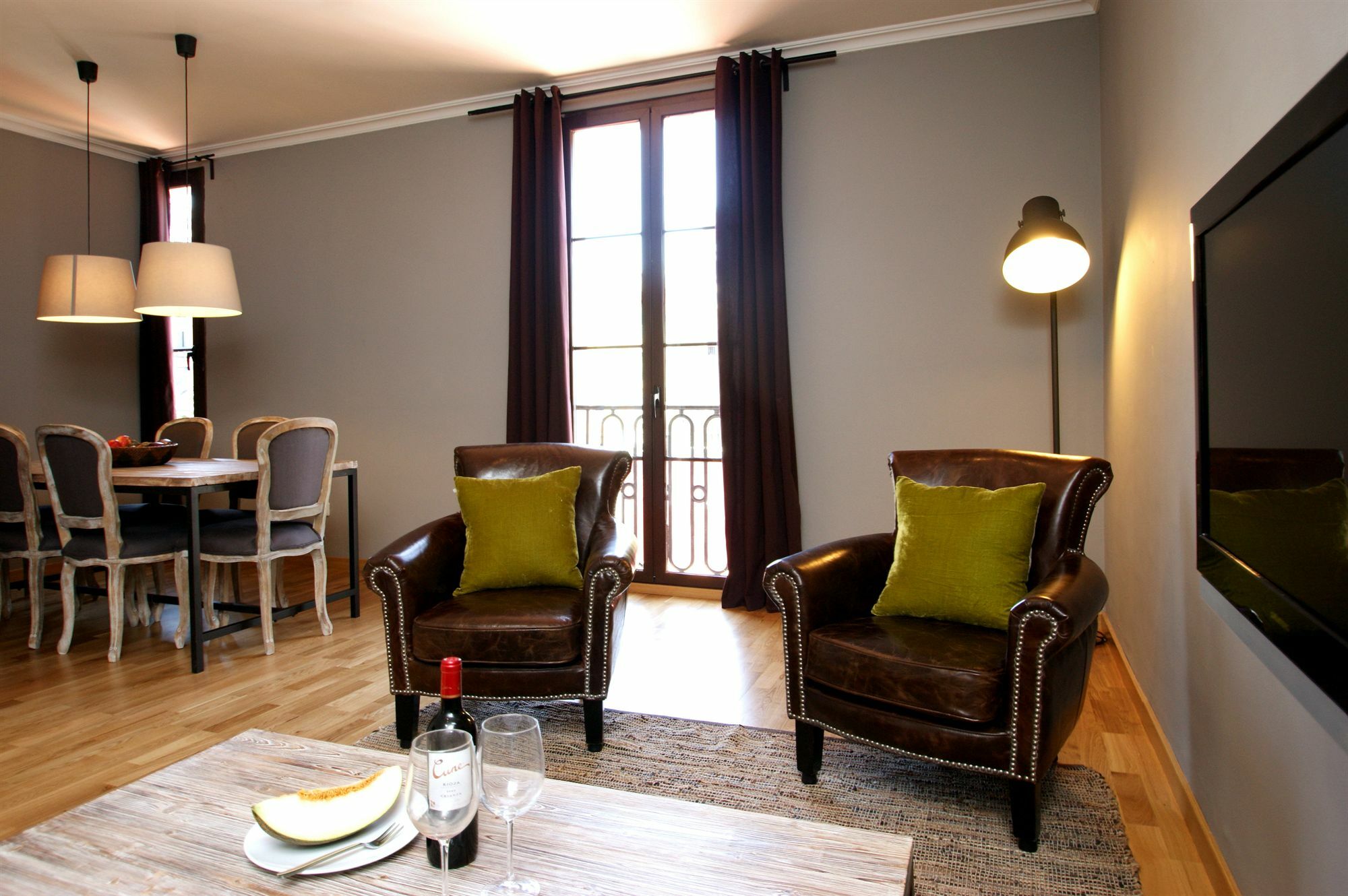 Short Stay Group Paseo De Gracia Serviced Apartments บาร์เซโลนา ภายนอก รูปภาพ